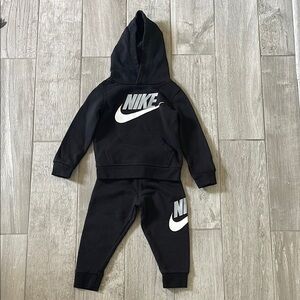 Toddler Nike Black Sweatsuit, Size 2T